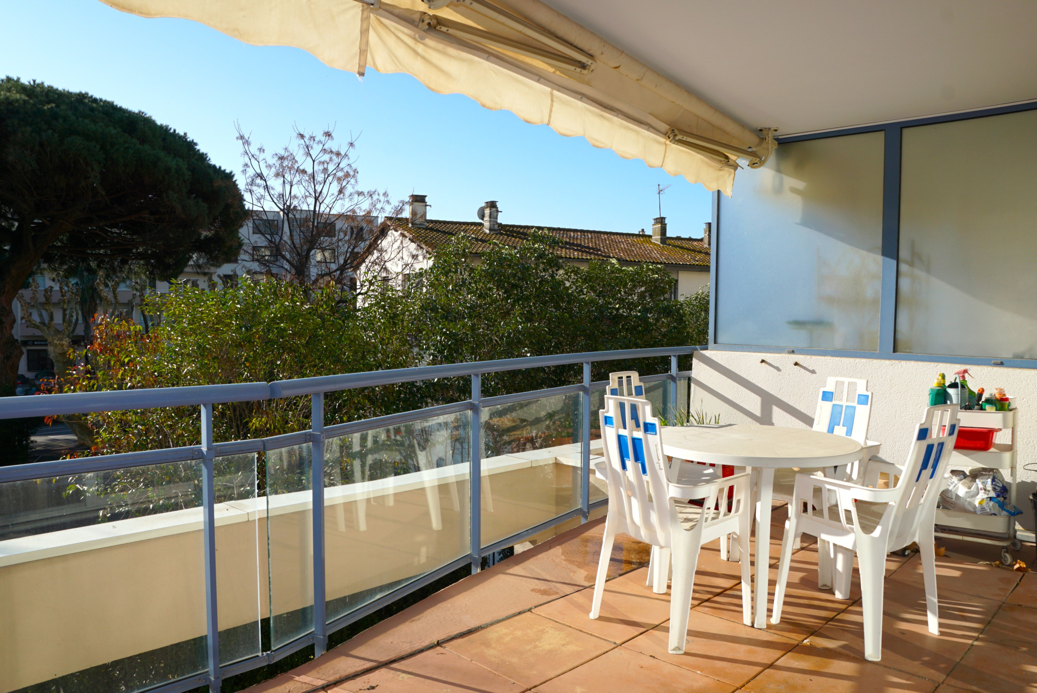 Coeur de ville : 3 Pièces, Terrasse et Garage