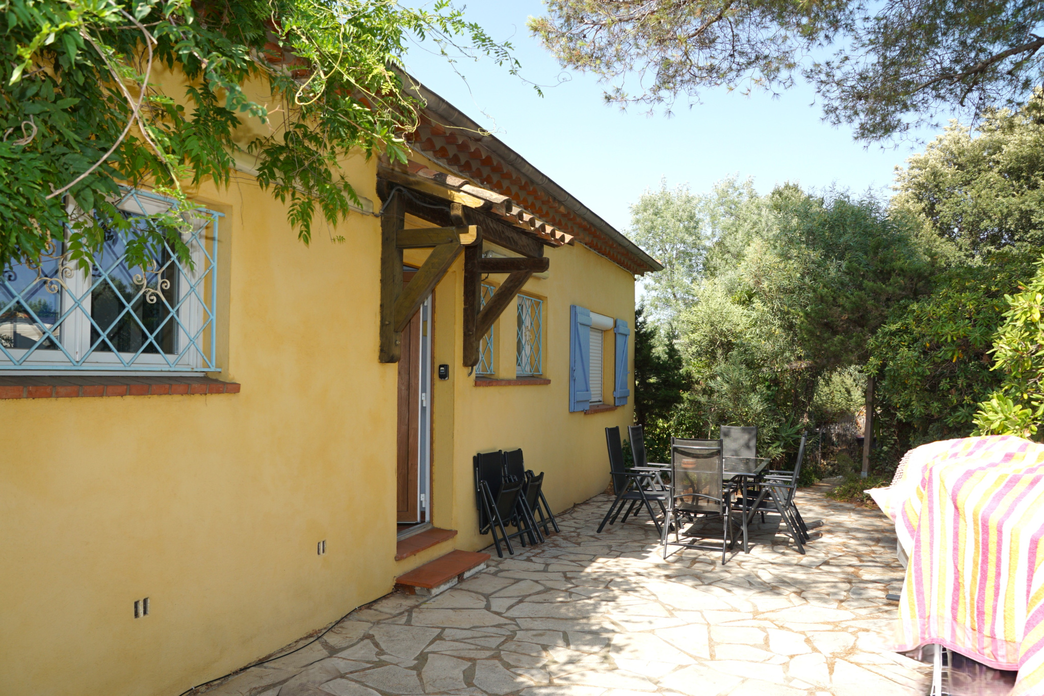 Centre-Ville, Villa de 190 m2 sur terrain de 835 m2